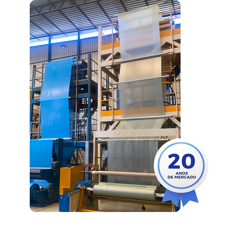 Máquina de uma Fábrica de embalagens plásticas - Plasmundo, indústria de plásticos no Rio de Janeiro